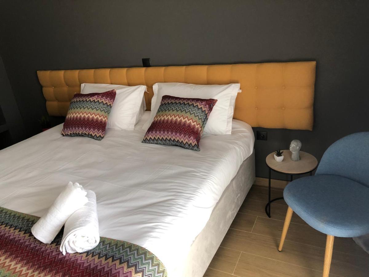 Metropolitan Complex Suite Faliro Pire Dış mekan fotoğraf